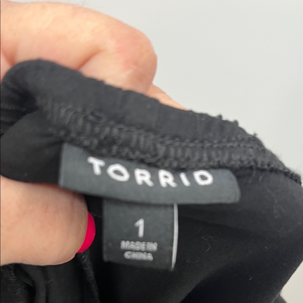 Torrid tie-back jumpsuit, size 1 - Picture 8 of 9